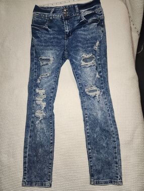 Hot Kiss Distressed Skinny Jeans - Size 11  Blue